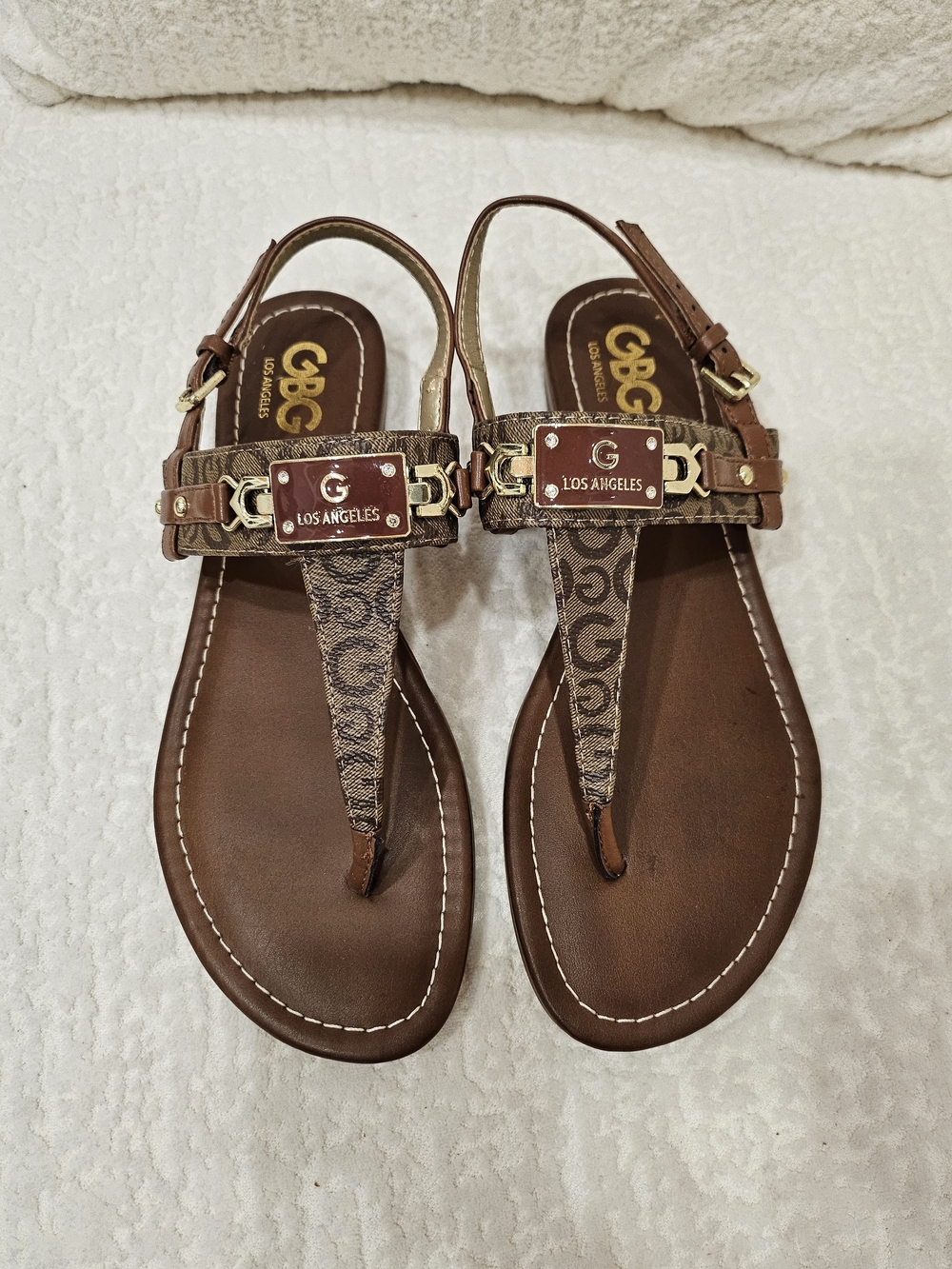 G by GUESS Brown Logo T-Strap Sandals - Los Angeles Plaque